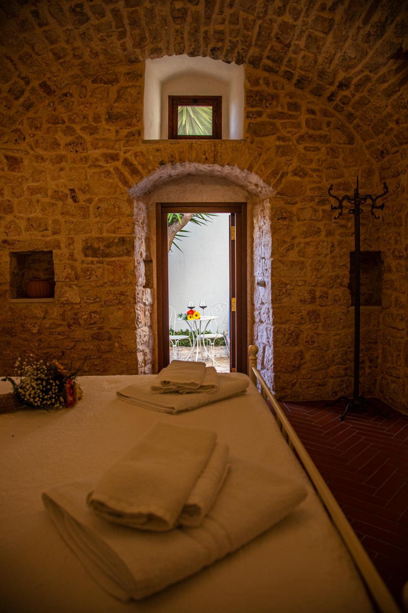 Masseria Del Crocifisso Полиньяно-а-Маре Номер фото